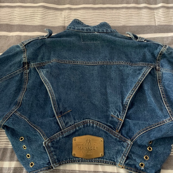 Women’s denim jacket - Picture 2 of 2